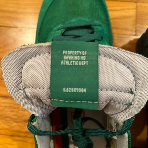 Nike Tailwind 79 Stranger Things Hawkins High School, Green & Orange, Size 13 US - Picture 7 of 8